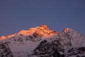 Al Passo di Manina e al Monte Sasna con tramonto al Rif. Capanna 2000 il 3 gennaio 2010 - FOTOGALLERY